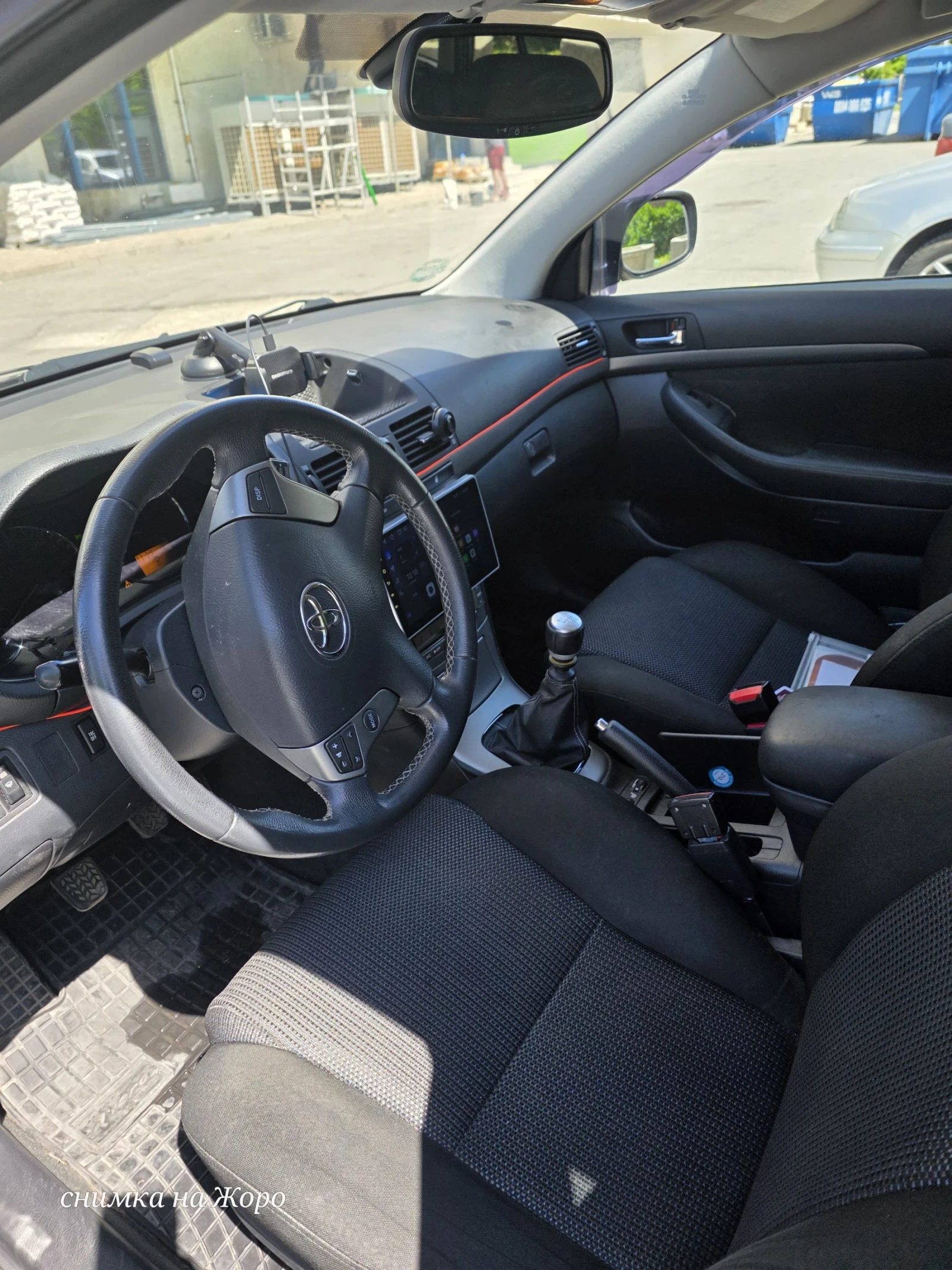 Toyota Avensis 2, 2 dti, снимка 6 - Автомобили и джипове - 54355686