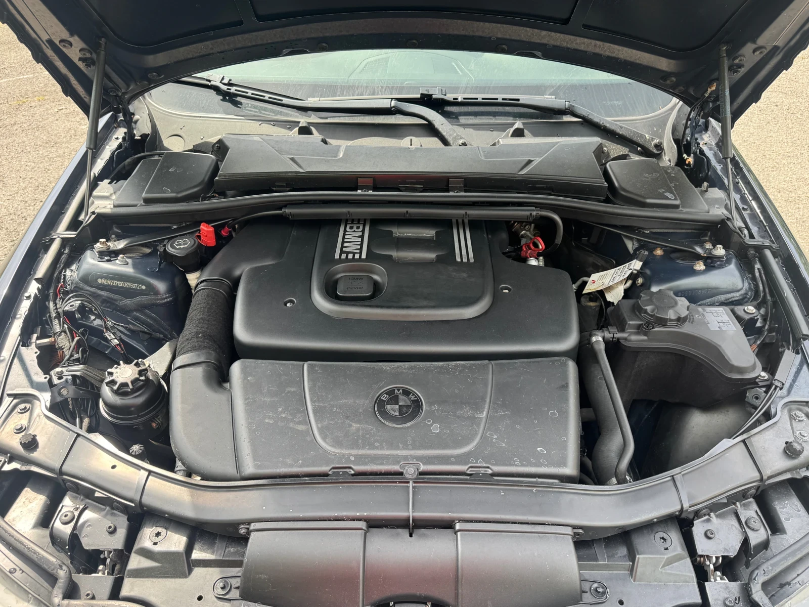 BMW 320, снимка 4 - Автомобили и джипове - 54812625