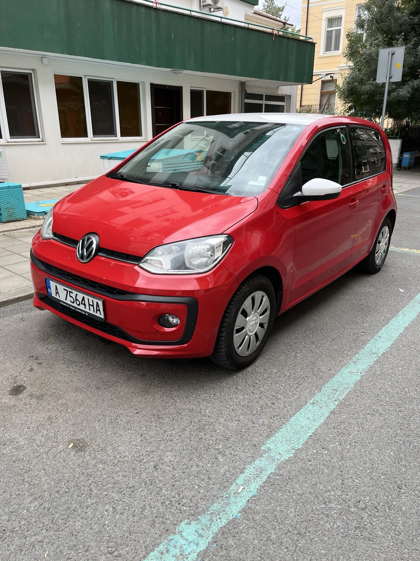 VW Up, снимка 2 - Автомобили и джипове - 54923871