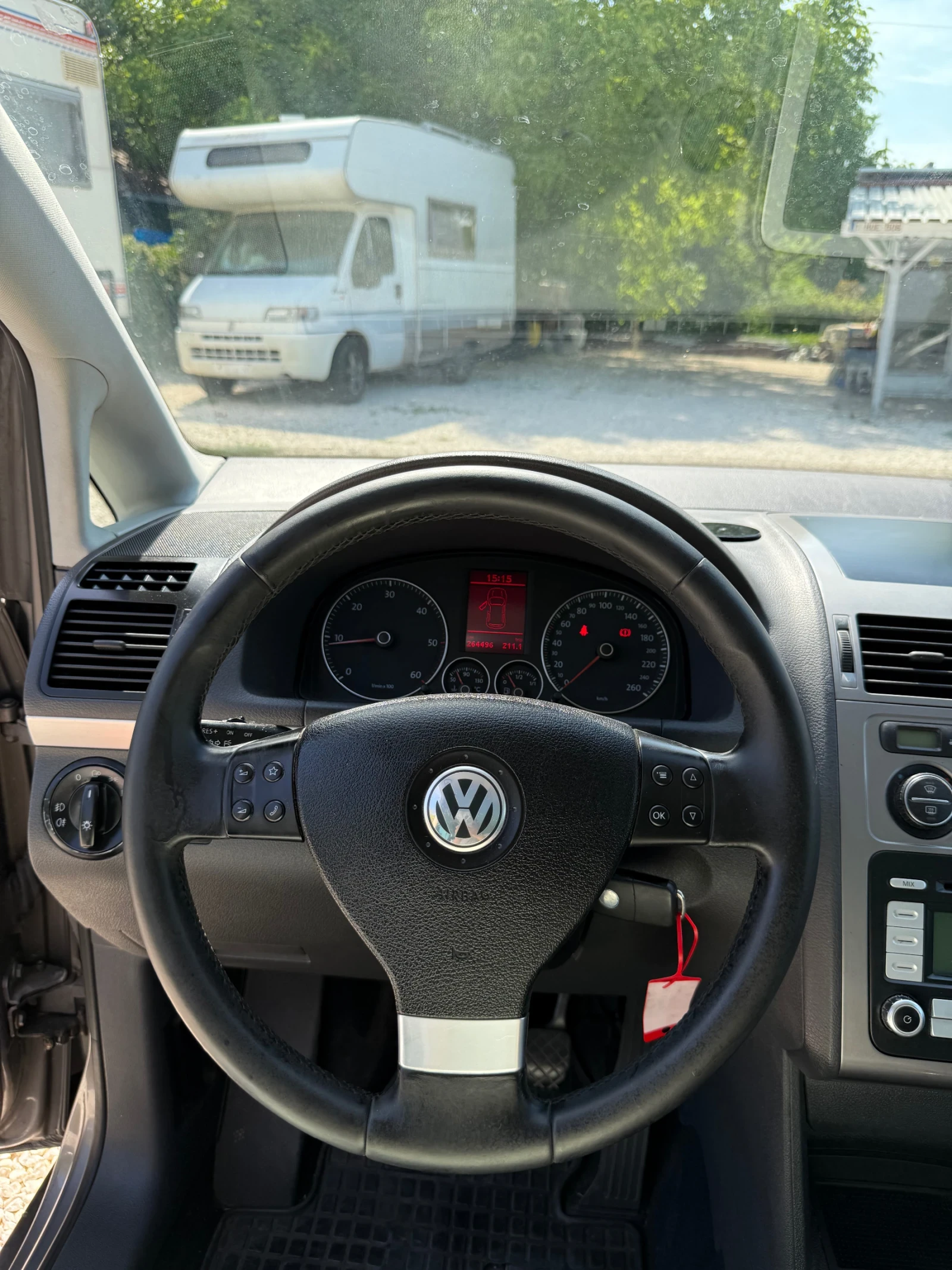 VW Touran VW Touran 1.9tdi 105hp, снимка 8 - Автомобили и джипове - 55212257