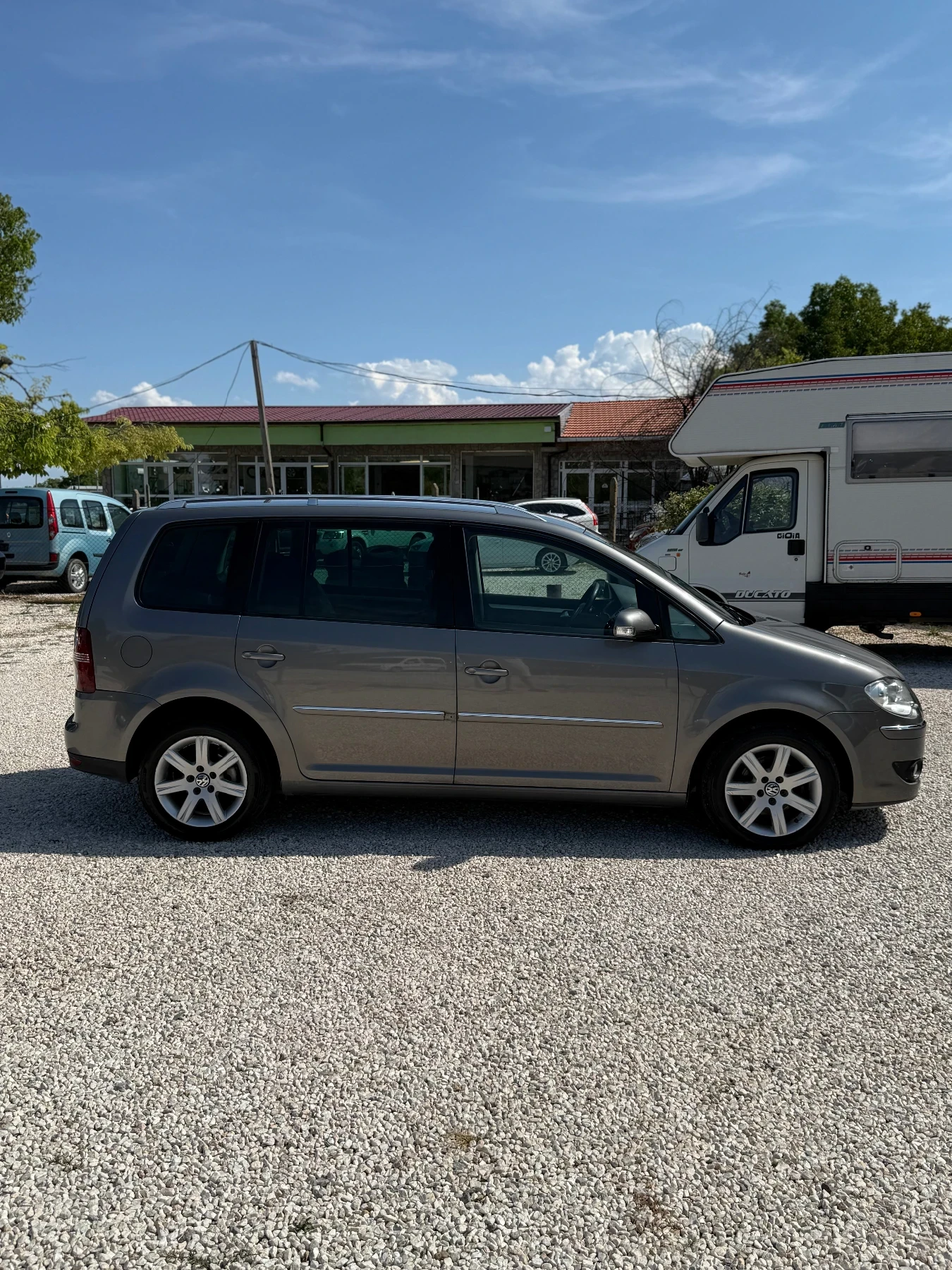 VW Touran VW Touran 1.9tdi 105hp, снимка 6 - Автомобили и джипове - 55212257