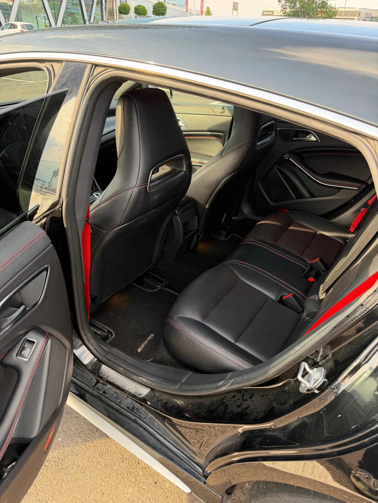 Mercedes-Benz CLA 45 AMG Shooting Brake, снимка 14 - Автомобили и джипове - 55377313