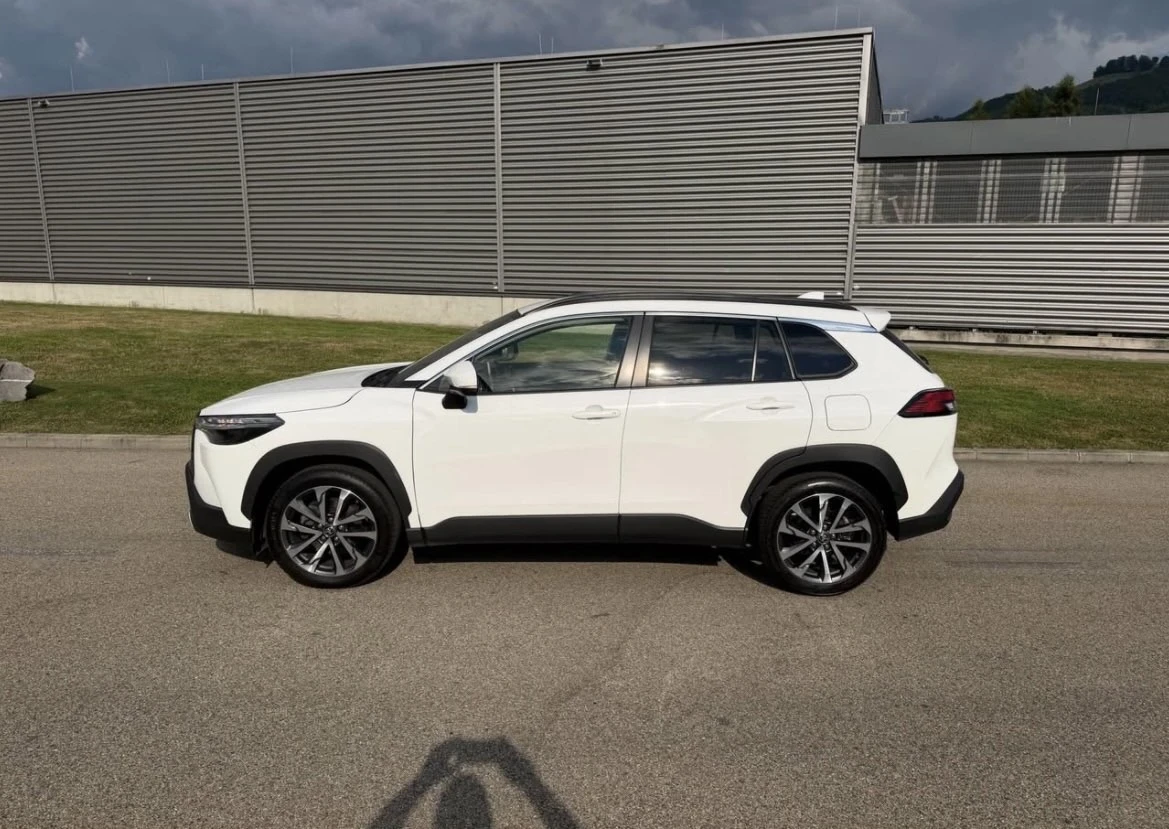 Toyota Corolla Cross 2.0HYBRID 4x4 ГАРАНЦИЯ, снимка 4 - Автомобили и джипове - 55816627