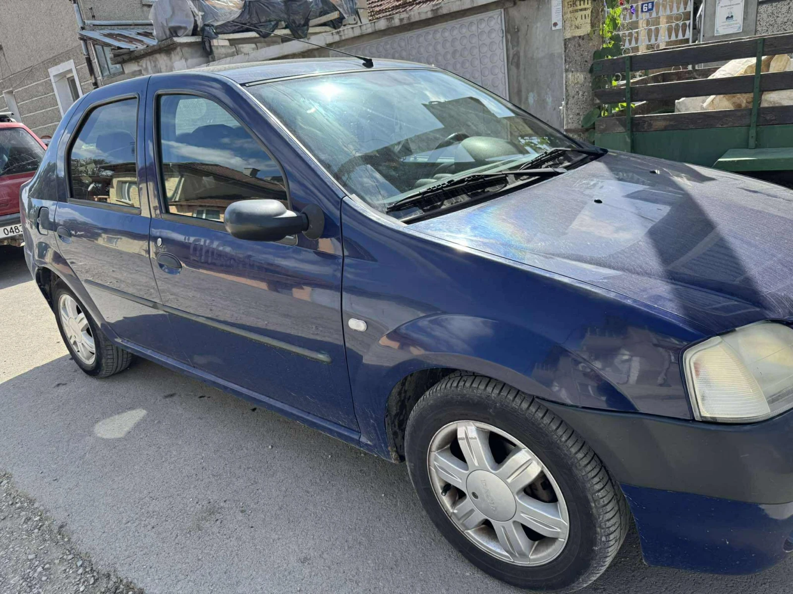 Dacia Logan, снимка 2 - Автомобили и джипове - 56381249