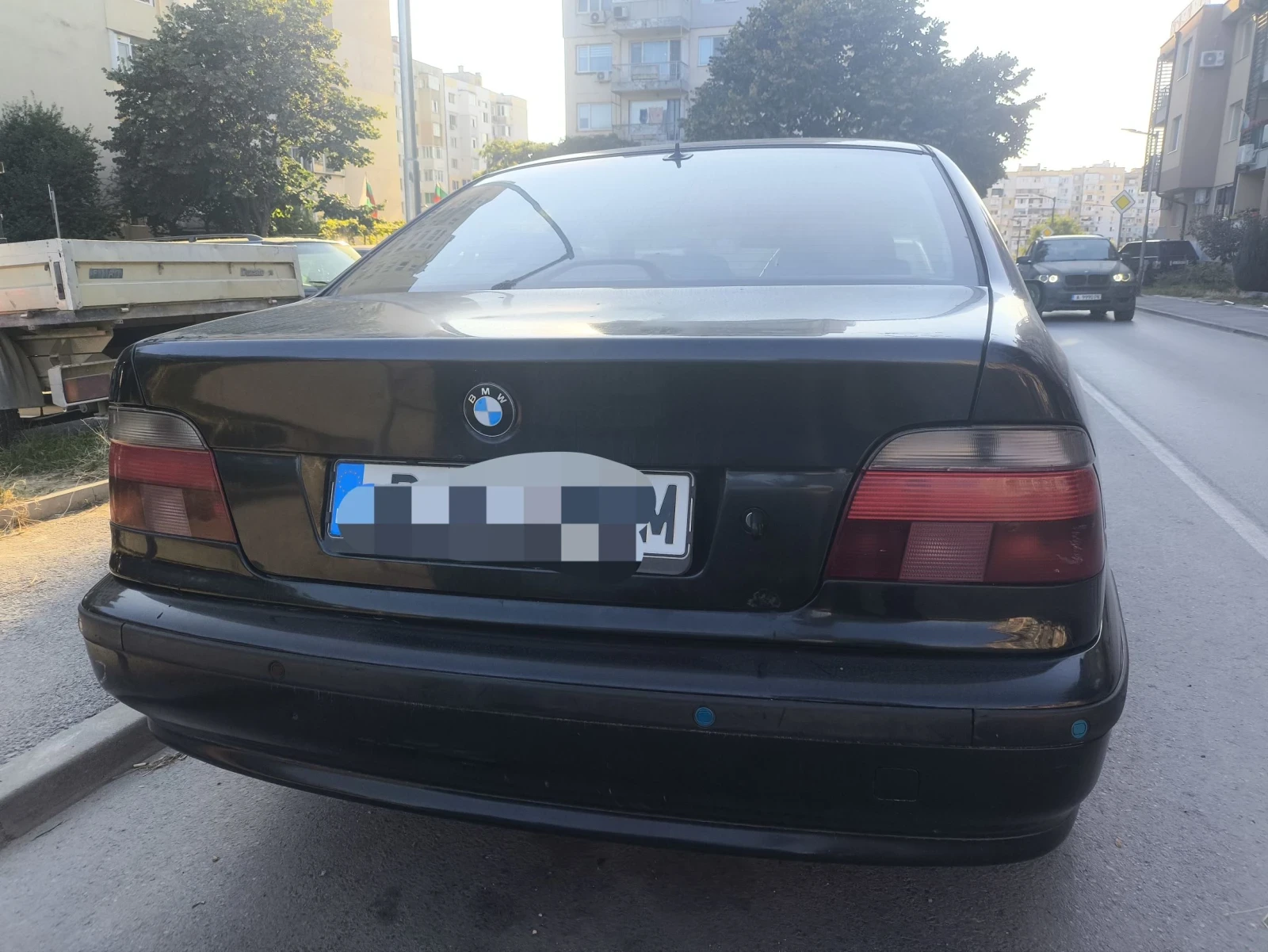 BMW 525, снимка 4 - Автомобили и джипове - 56517313