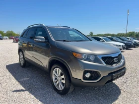 Kia Sorento * 2.2* crdi* 197к.с* 4x4* NAVI* , снимка 2