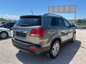 Kia Sorento * 2.2* crdi* 197к.с* 4x4* NAVI* , снимка 3