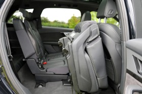 Audi SQ7 6+ 1 места, Premium plus, MATRIX, Обслужена, Navi, снимка 12