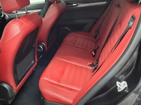 Alfa Romeo Stelvio VELOCE* CARFAX* АВТОФИНАНСИРАНЕ* Цена до България* - 49999 лв. - 48380080 10