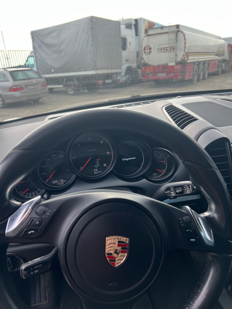 Porsche Cayenne, снимка 10 - Автомобили и джипове - 45974642