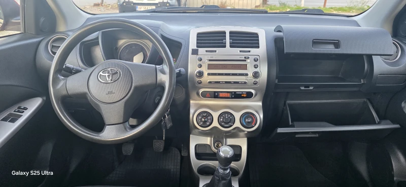 Toyota Urban Cruiser 1.4 $ D4D $ 4x4 $ klima $, снимка 10 - Автомобили и джипове - 52250749