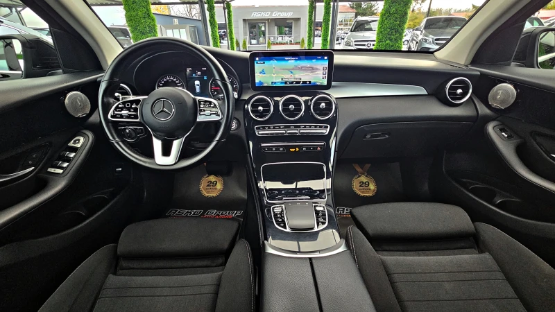 Mercedes-Benz GLC 220 AMG/FACE/GERMANY/DISTR/CAMERA/DYNAMIC/KEYLES/LIZIN, снимка 9 - Автомобили и джипове - 52333934