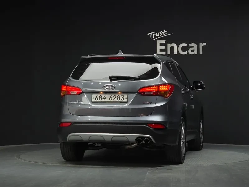 Hyundai Santa fe 2.0 2Wd Premium, снимка 4 - Автомобили и джипове - 53956461