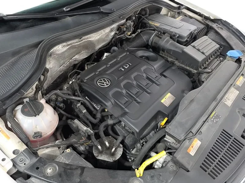 VW Tiguan 2.0 TDI, снимка 6 - Автомобили и джипове - 54302810