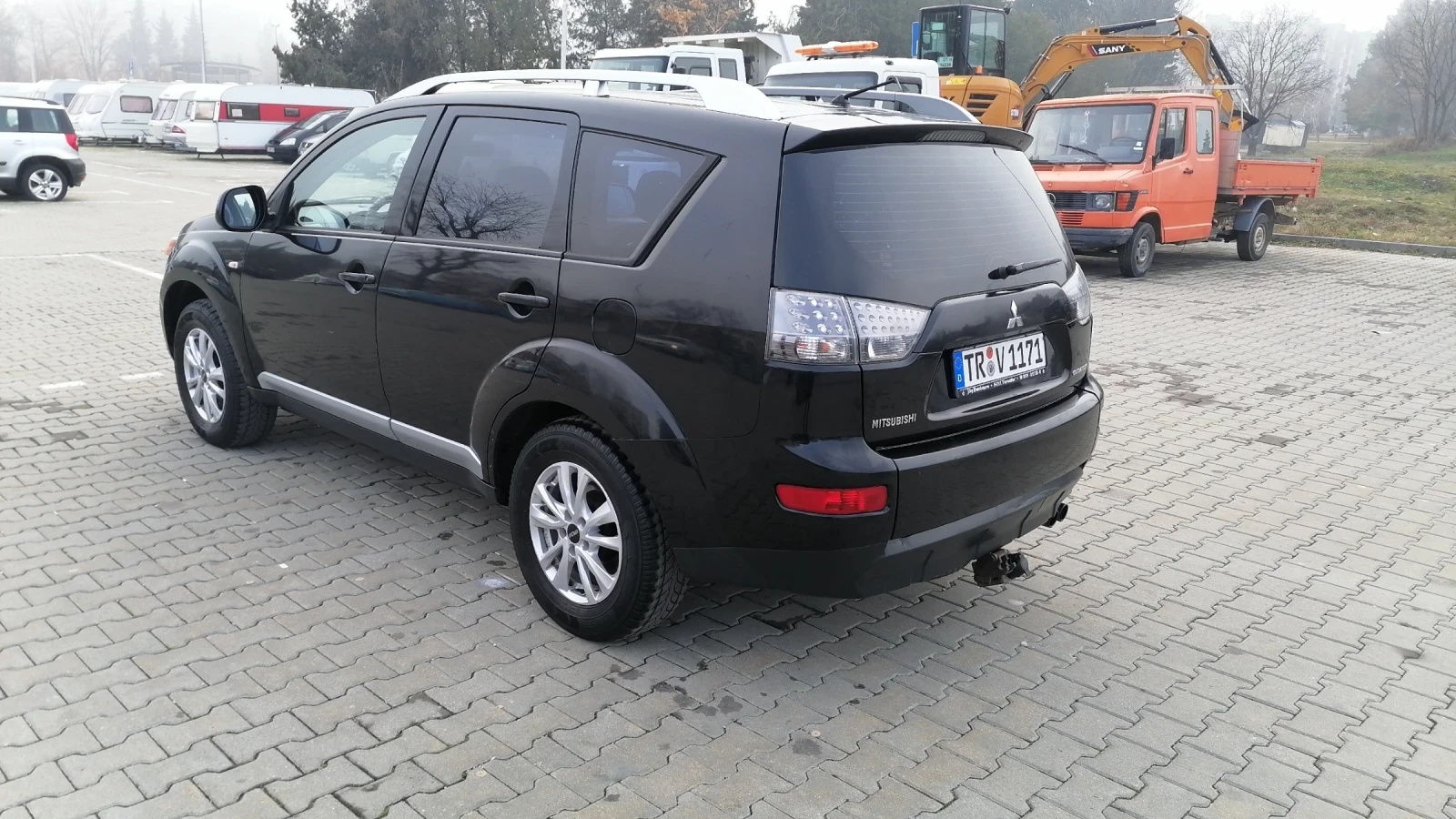 Mitsubishi Outlander 2.0 - изображение 3