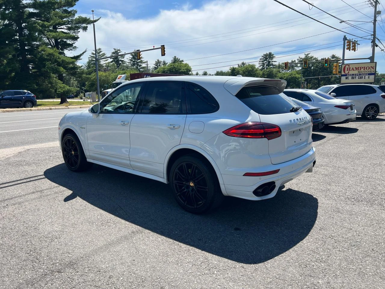 Porsche Cayenne SE HYBRID - изображение 3