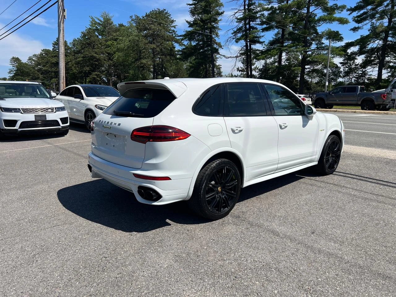 Porsche Cayenne SE HYBRID - изображение 4