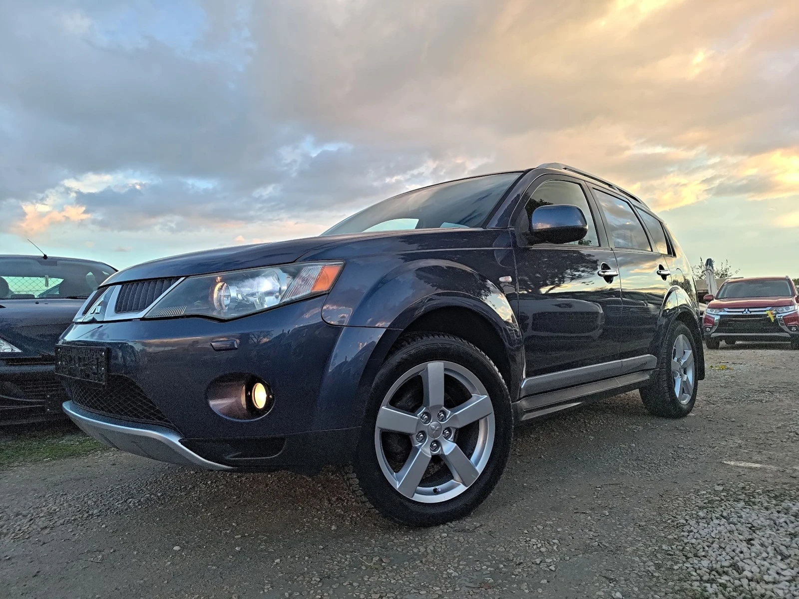 Mitsubishi Outlander 2.4i 4x4 газ  | Mobile.bg — изображение 1
