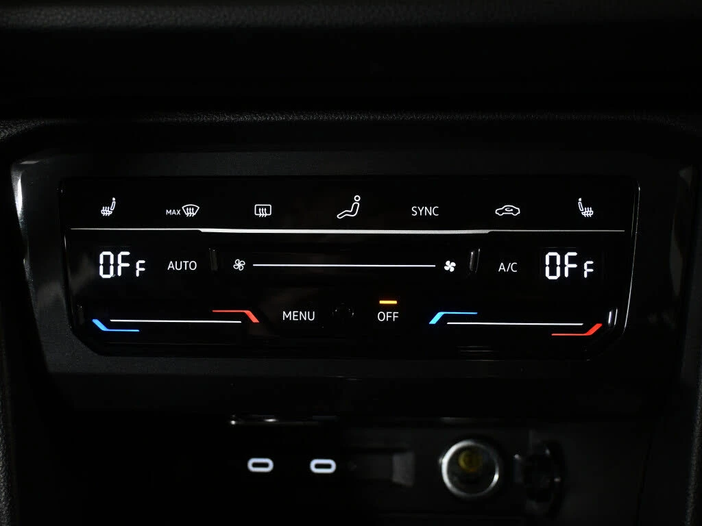 VW Tiguan *  *    *   *  | Mobile.bg   17