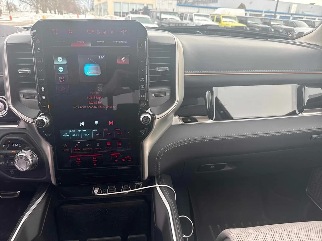 Dodge RAM 1500 * Tungsten * CARFAX * БЕЗ ПЪРВОНАЧАЛНА ВНОСКА - изображение 10