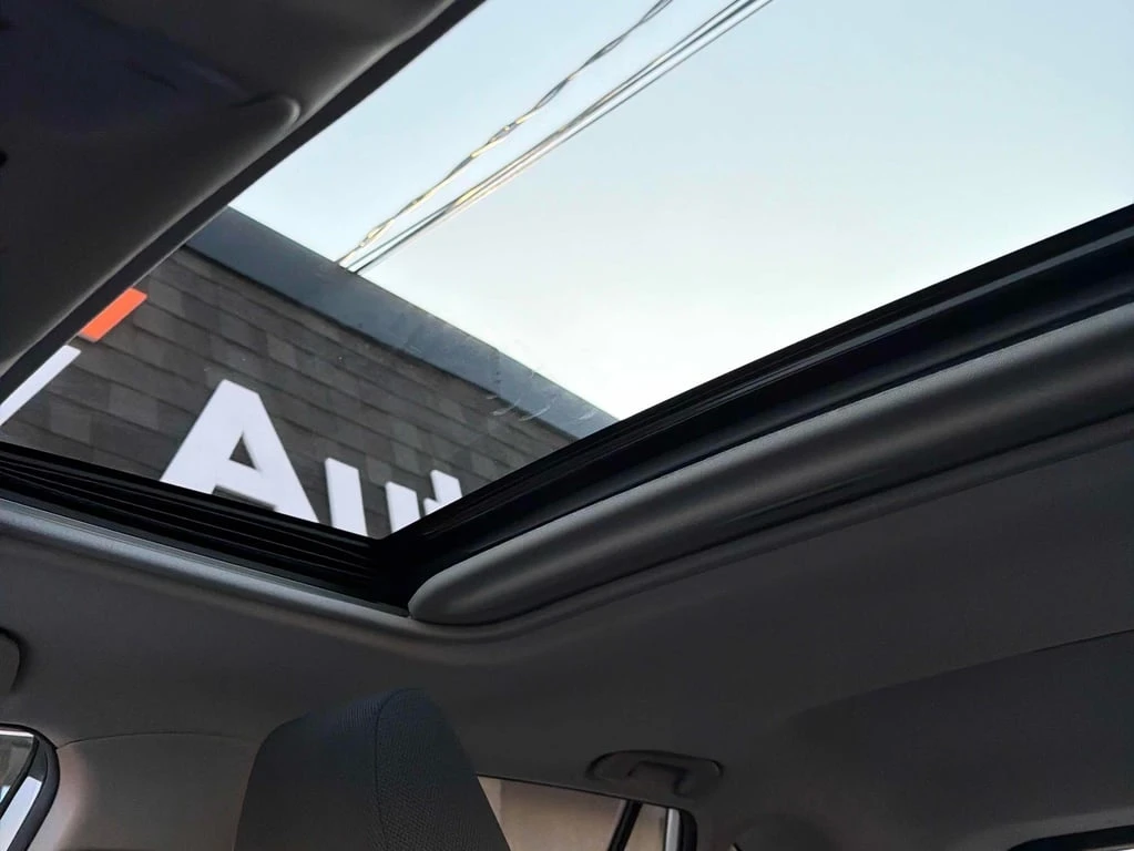 Toyota Rav4 XLE  CARFAX - изображение 10