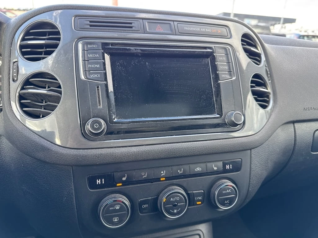 VW Tiguan * Wolfsburg Edition * CARFAX * ���� �� �� | Mobile.bg � ����������� 14