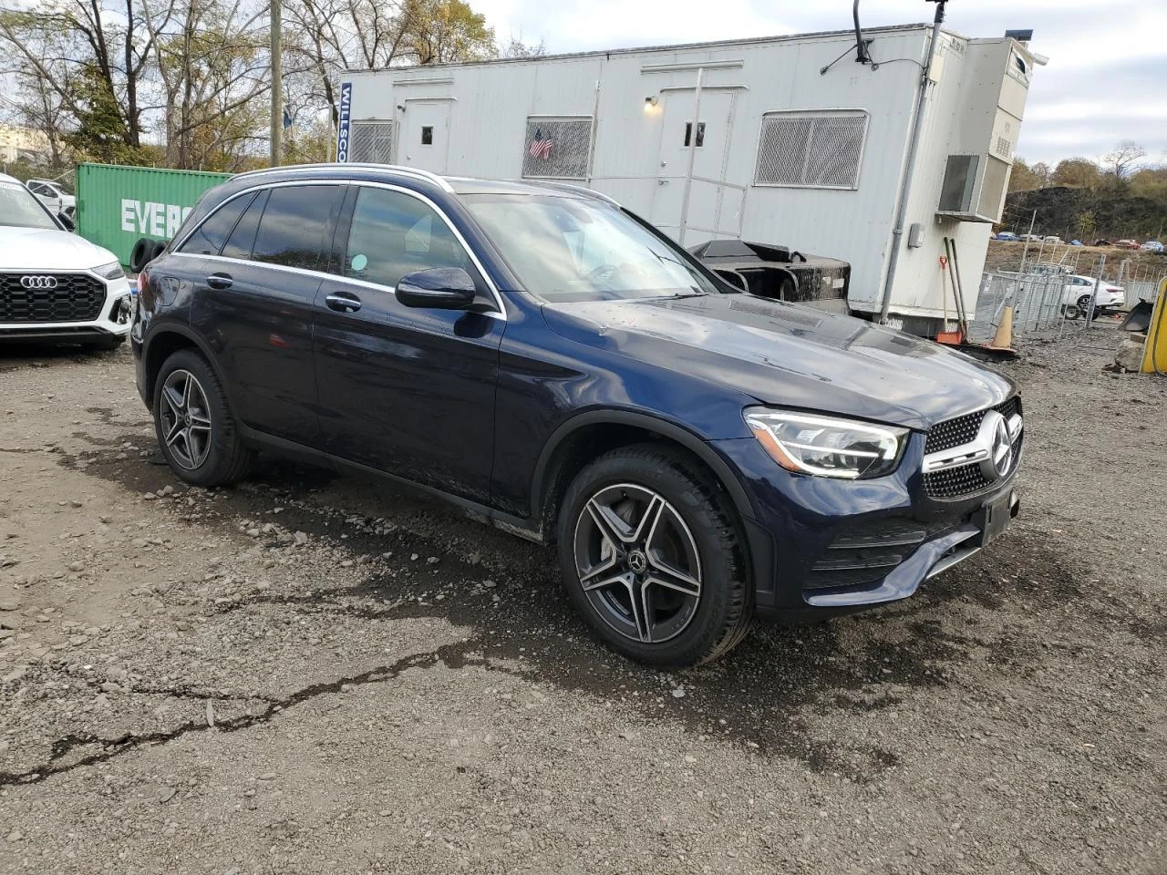 Mercedes-Benz GLC 300 * 4MATIC* KEYLESS* КОЖА* ПОДГРЕВ* ПАРКТРОНИК* НАВИ