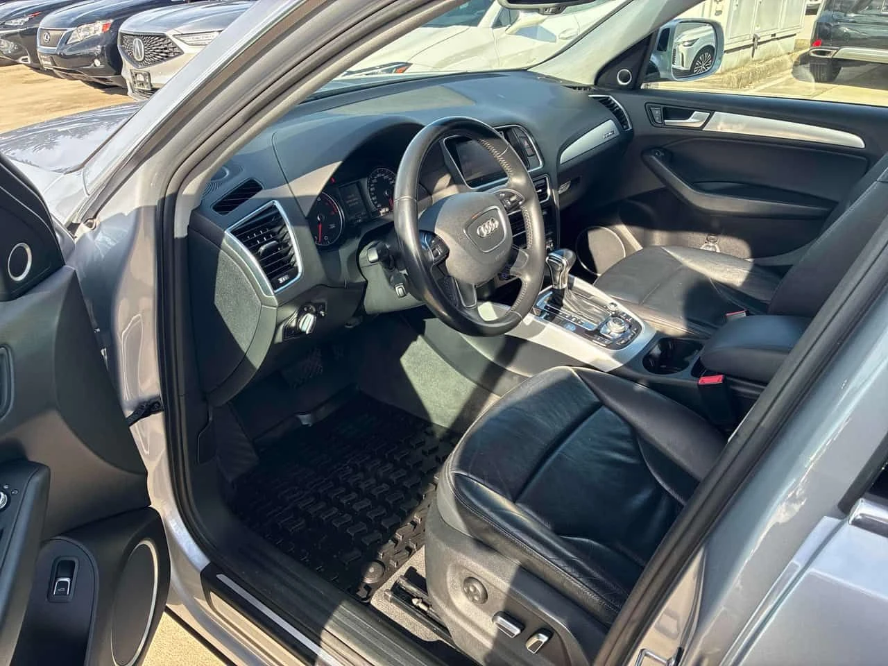 Audi Q5 * 2.0T Technik * CARFAX * ���� �� �� | Mobile.bg � ����������� 7