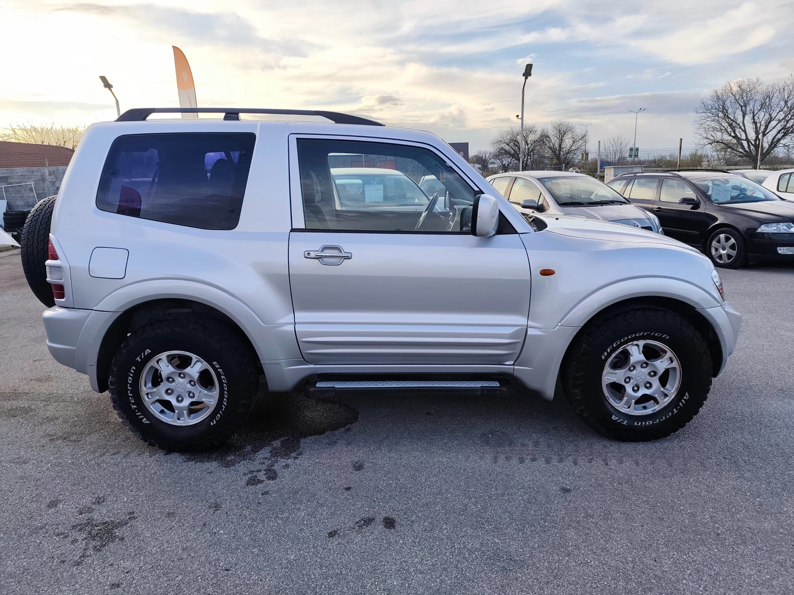 Mitsubishi Pajero 3.2DID, снимка 2 - Автомобили и джипове - 53993312