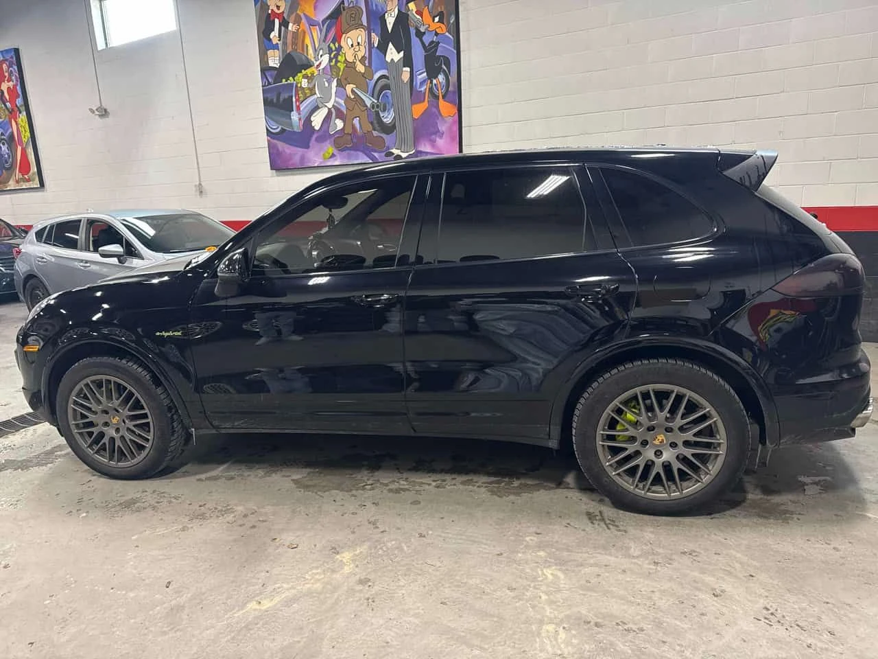 Porsche Cayenne * S E Hybrid * PANO* KEYLESS* ПОДГРЕВ* , снимка 2 - Автомобили и джипове - 54427934