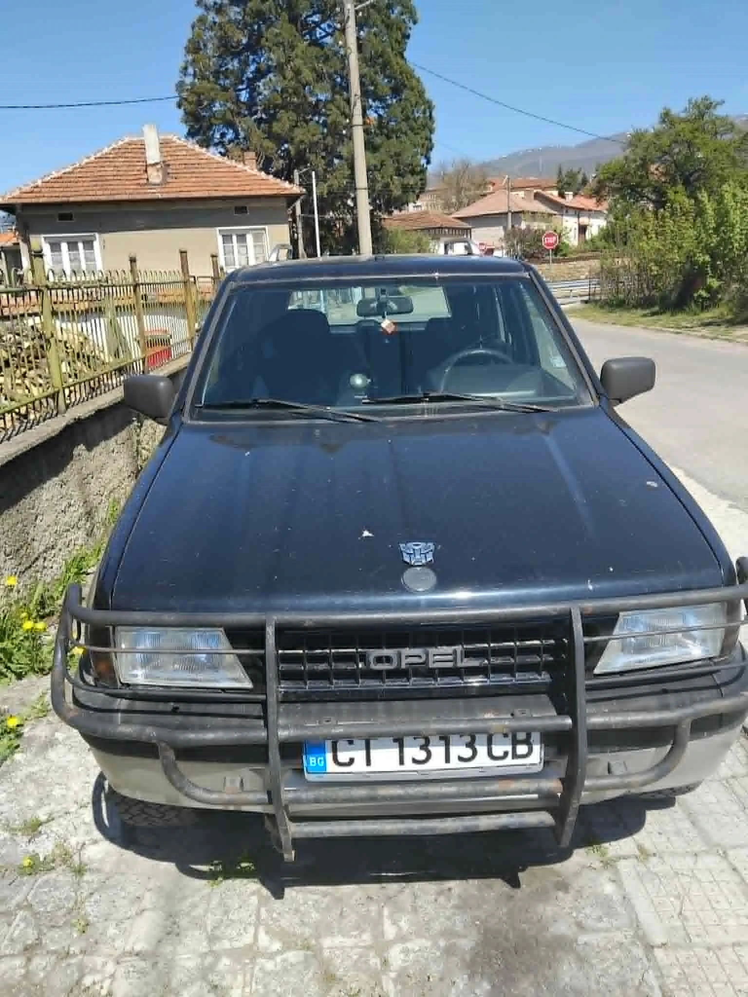 Opel Frontera 2.8 TDI (Isuzu Engine), снимка 2 - Автомобили и джипове - 54443937