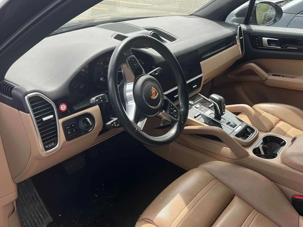 Porsche Cayenne  AWD| OБДУХВАНЕ| ПАНОРАМА| 360 КАМЕРИ| ПАМЕТ| , снимка 6 - Автомобили и джипове - 54640367