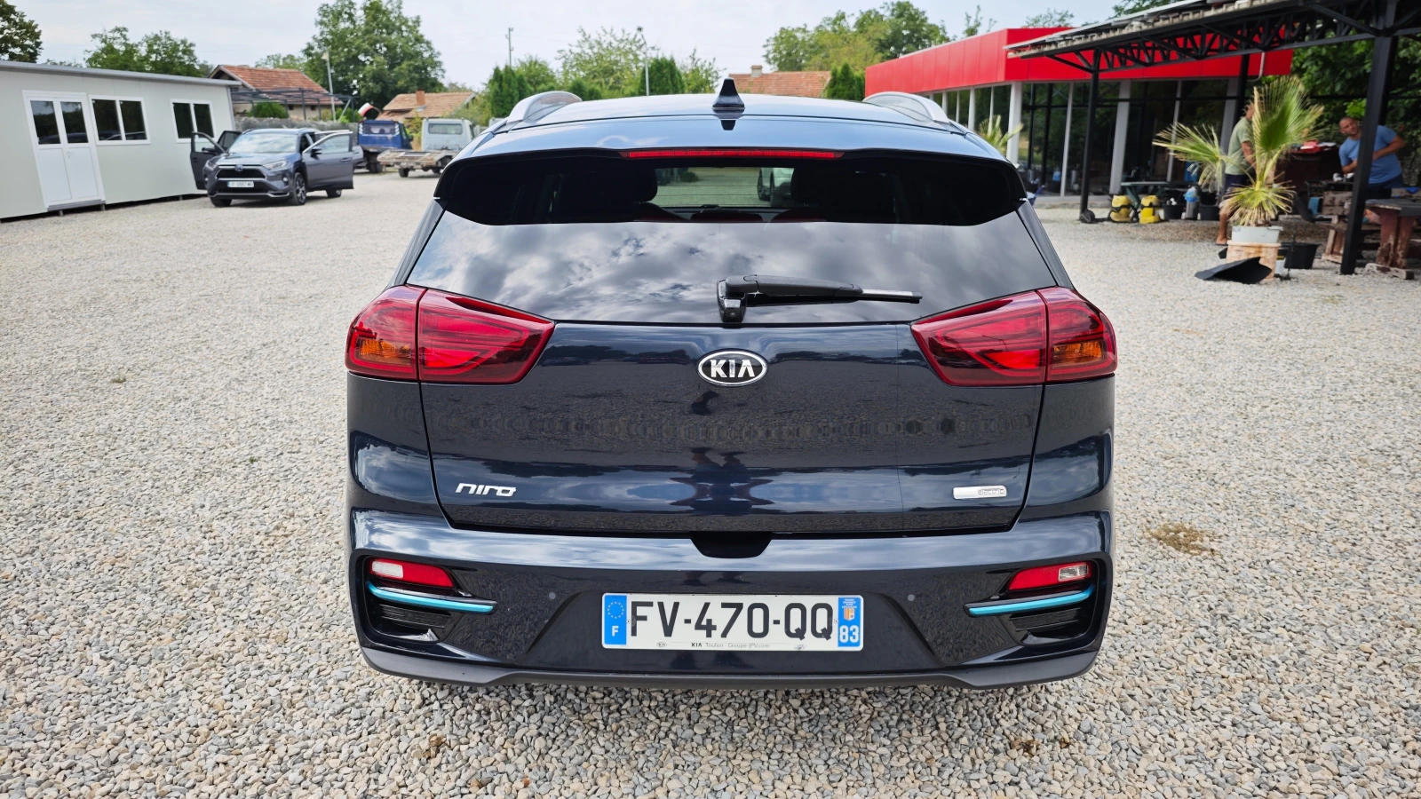 Kia Niro НАЛИЧНА РУСЕ/ТОП/БАТЕРИЯ100SOH/PREMIUM ELECTRIC , снимка 9 - Автомобили и джипове - 55466121