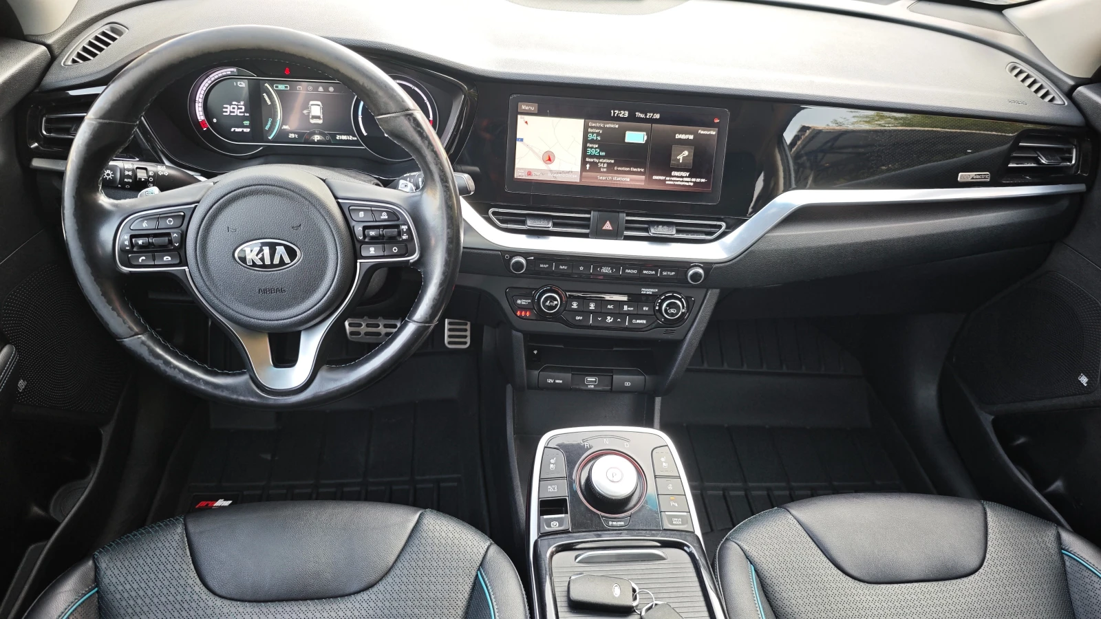 Kia Niro НАЛИЧНА РУСЕ/ТОП/БАТЕРИЯ100SOH/PREMIUM ELECTRIC , снимка 13 - Автомобили и джипове - 55466121