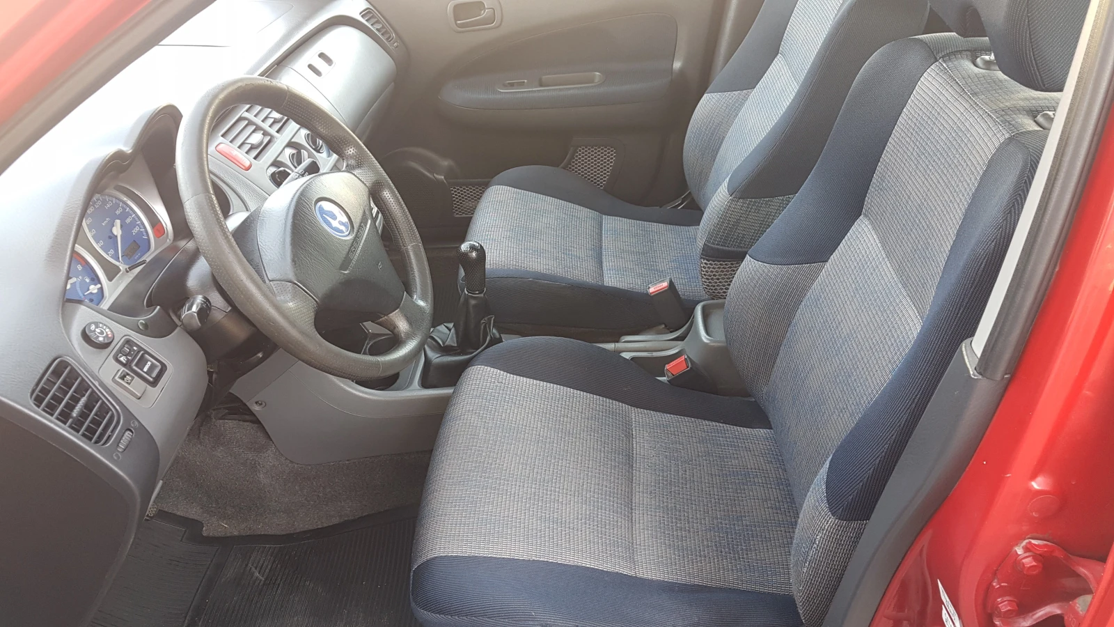 Honda Hr-v 1.6i105кс 4×4, снимка 9 - Автомобили и джипове - 55883997