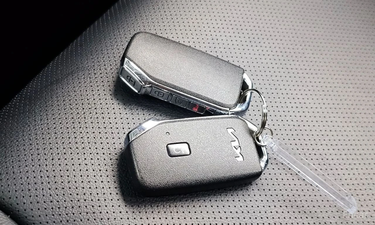 Kia Sportage HYBRID* PRESTIGE* ОБДУХВАНЕ* LANE* ASSIST* 360КАМЕ, снимка 16 - Автомобили и джипове - 55970257