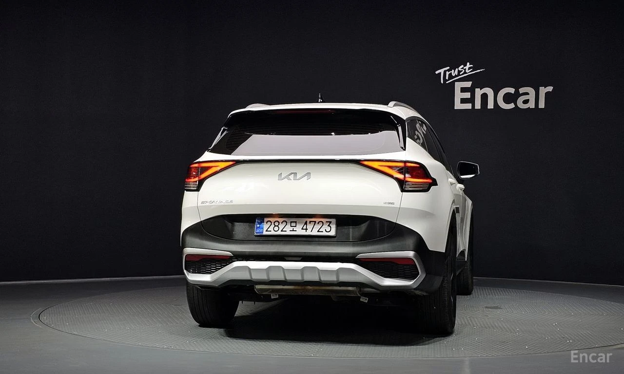 Kia Sportage HYBRID* PRESTIGE* ОБДУХВАНЕ* LANE* ASSIST* 360КАМЕ, снимка 4 - Автомобили и джипове - 55970257