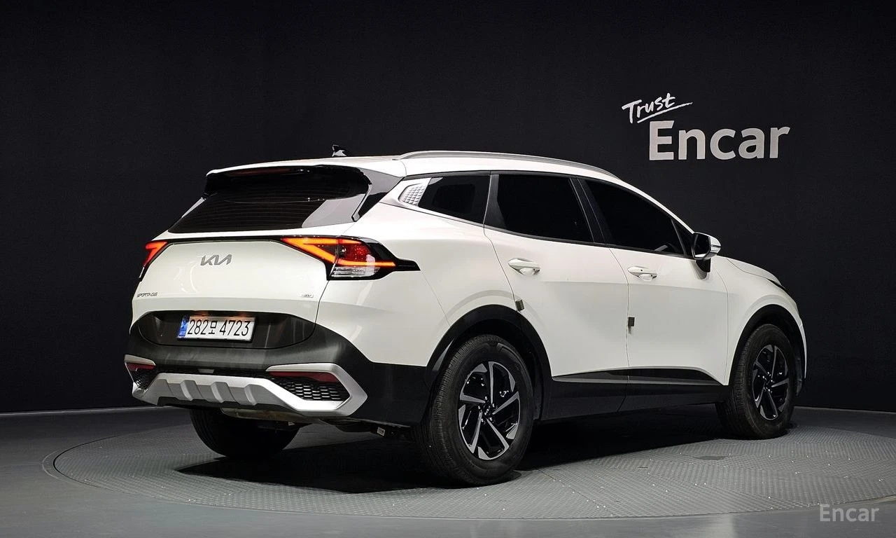 Kia Sportage HYBRID* PRESTIGE* ОБДУХВАНЕ* LANE* ASSIST* 360КАМЕ, снимка 2 - Автомобили и джипове - 55970257