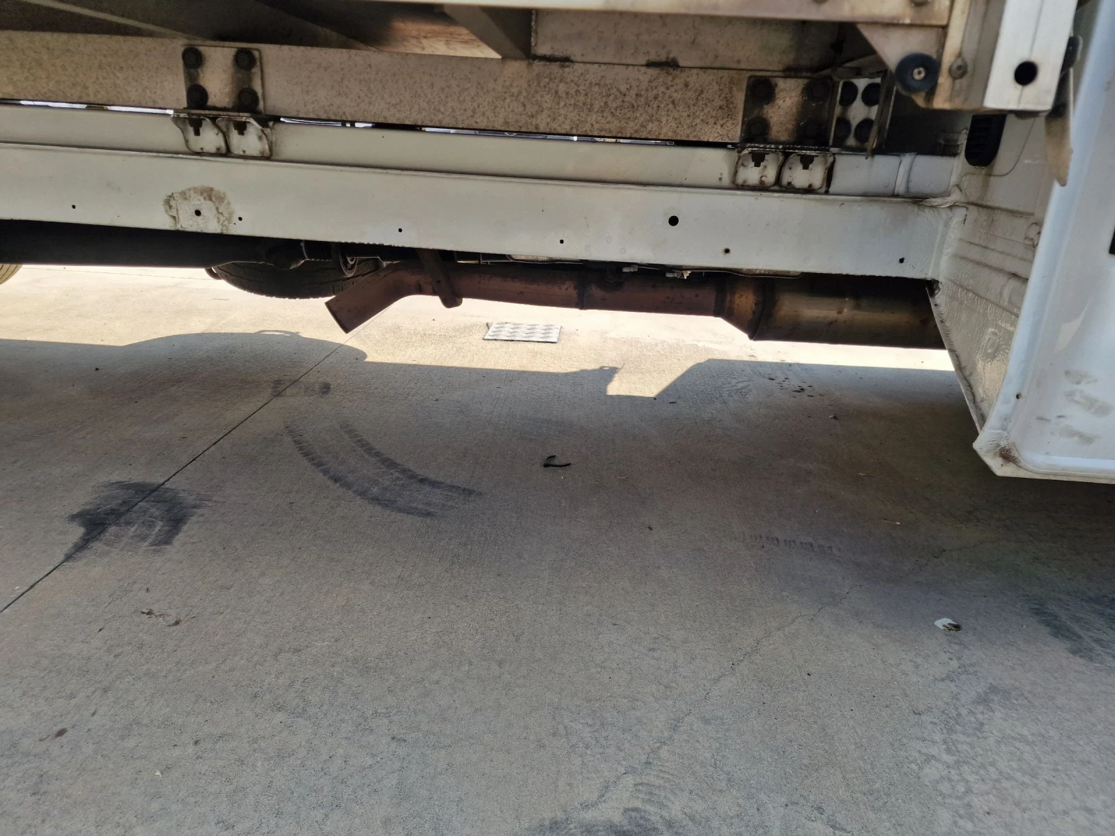 Mercedes-Benz Sprinter 319 3.0 л 4.30м швейцарски, снимка 11 - Бусове и автобуси - 54429233