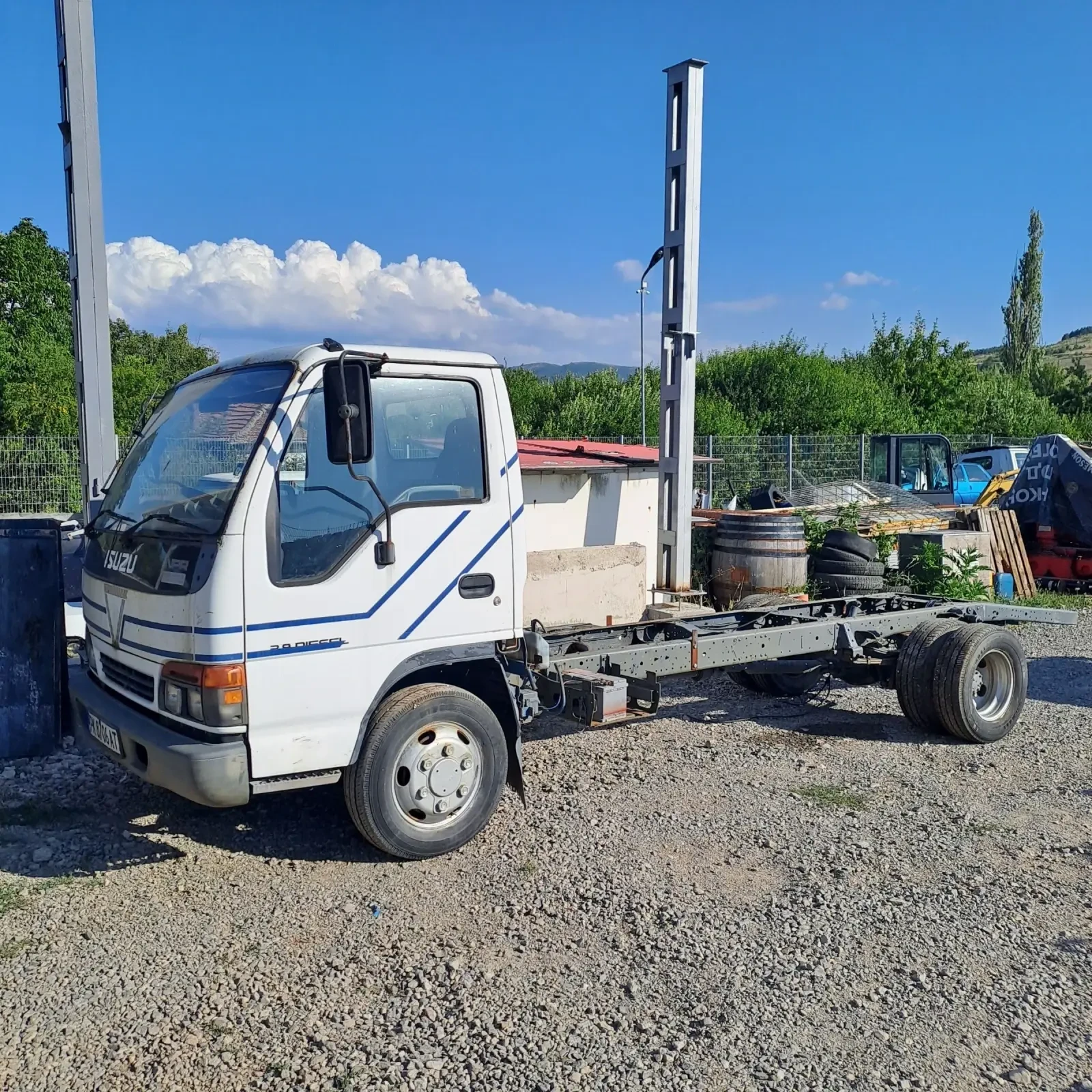 Isuzu Npr  - изображение 2