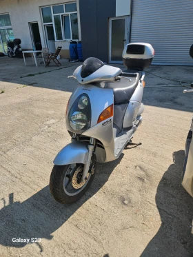 Honda Dylan Perfektna 150 cc, снимка 2