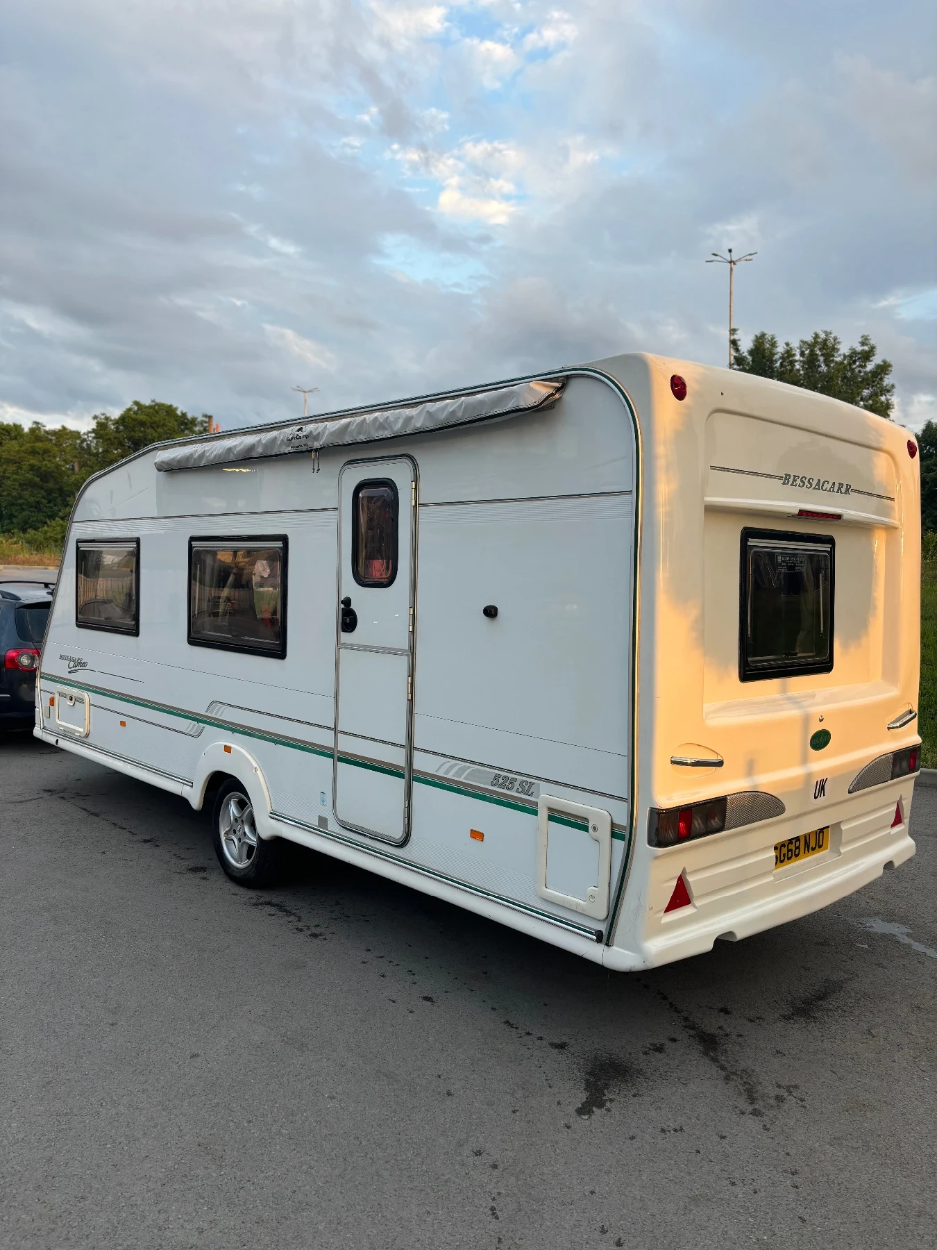 Каравана Swift Bessacarr 525 sl, снимка 5 - Каравани и кемпери - 54859925