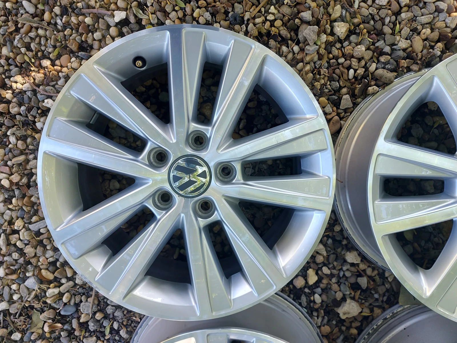 Джанти за VW, снимка 2 - Гуми и джанти - 56653064