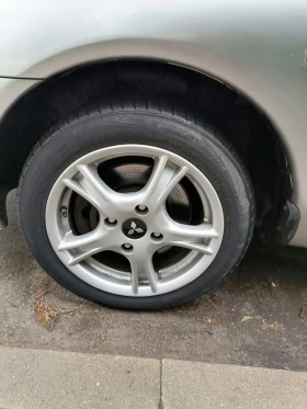 Mitsubishi Carisma, снимка 8