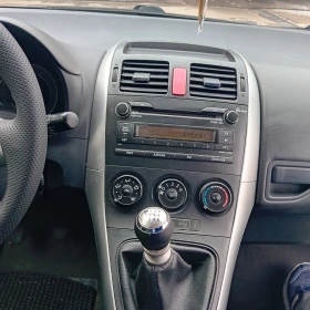 Toyota Auris 1.4D4D 90к.facelift, снимка 11