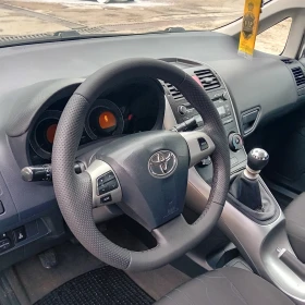 Toyota Auris 1.4D4D 90к.facelift, снимка 6