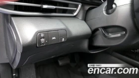 Hyundai Elantra, снимка 15