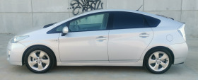 Toyota Prius Тойота приус 1.8 хибрид LPG, снимка 3 - Автомобили и джипове - 44940484