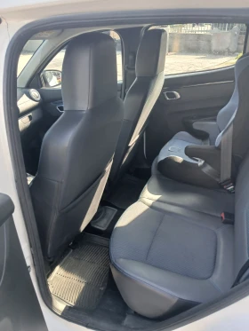 Dacia Spring - 8700 € / 17015.72 лв. - 90052404 7