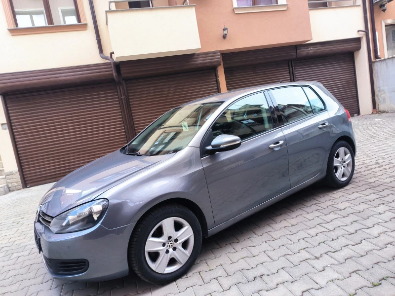 VW Golf 1.6 TDI Navi, снимка 1 - Автомобили и джипове - 47078979